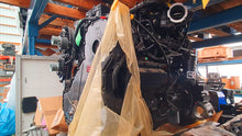 Load image into Gallery viewer, NEW CUMMINS ISL ENGINE 8.9L (SN3001)